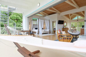 Peaceful Kehena Beach Treehouse Villa w/ Star Deck
